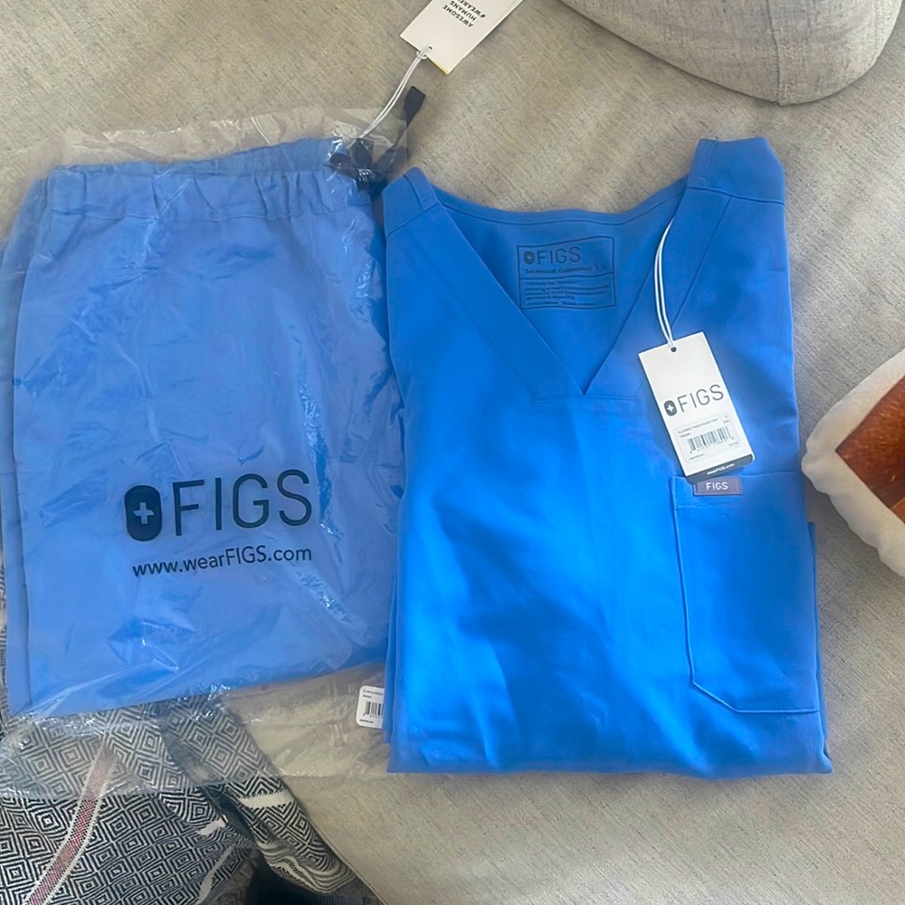 Men’s FIGs scrubs set - L